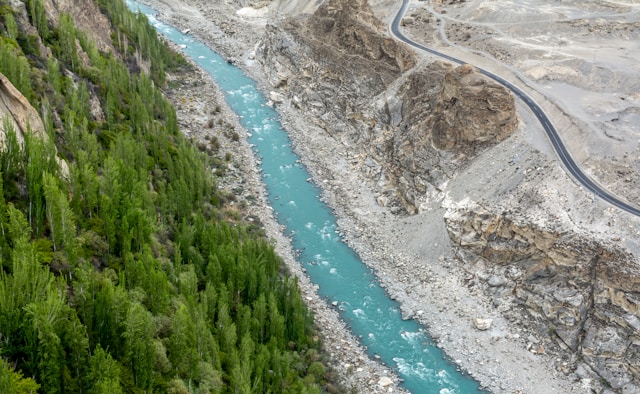 Karakoram Highway Bike Tour